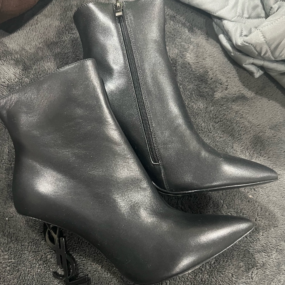 Black boots